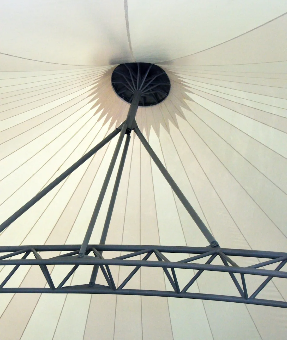 Detail struktur tenda membran